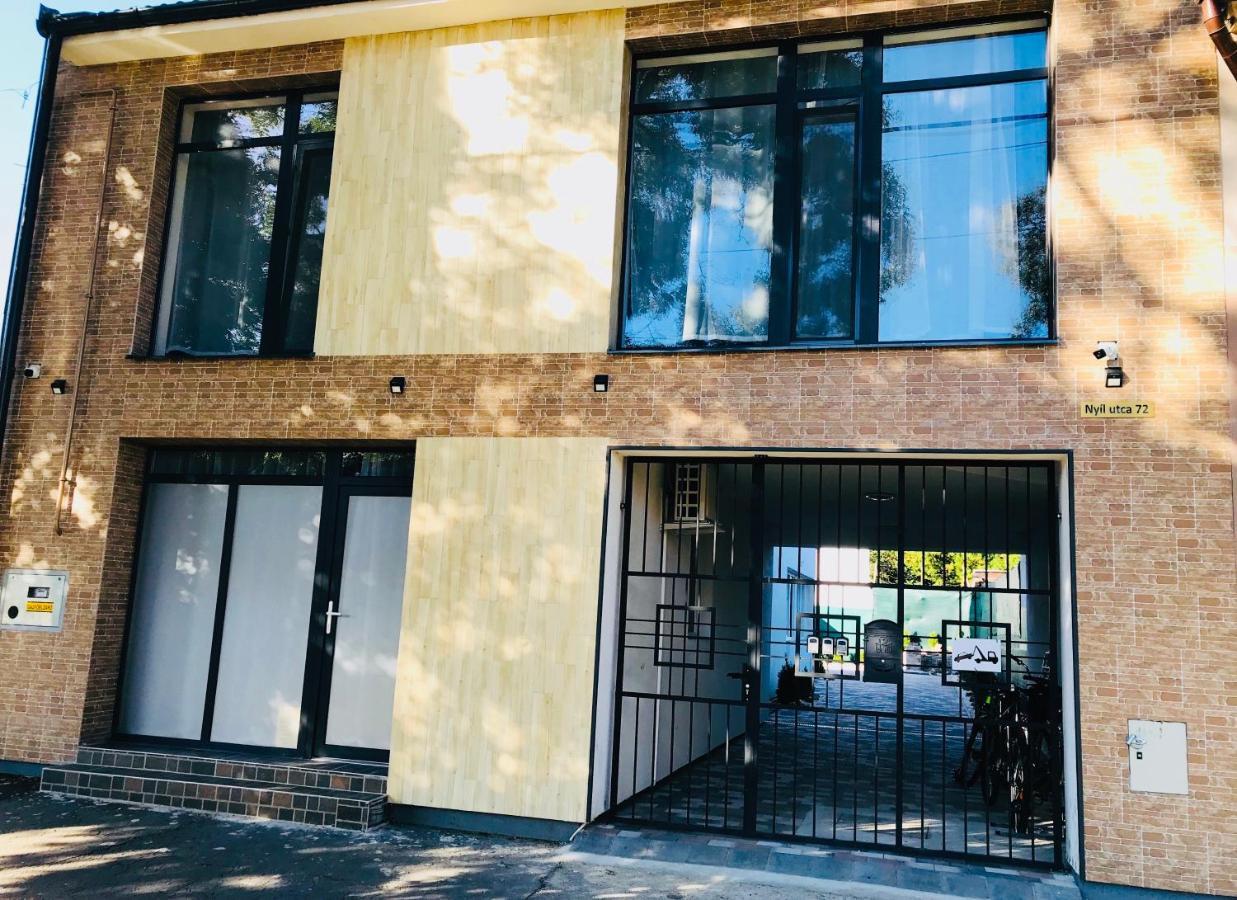 Mira Apartman Debrecen Luaran gambar