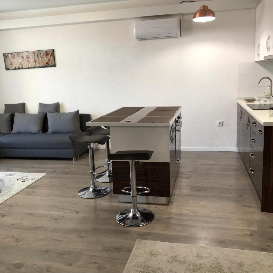 Mira Apartman Debrecen Luaran gambar