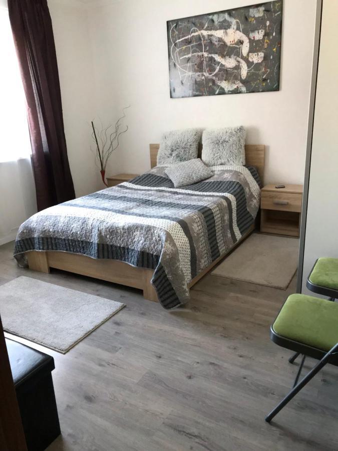 Mira Apartman Debrecen Luaran gambar