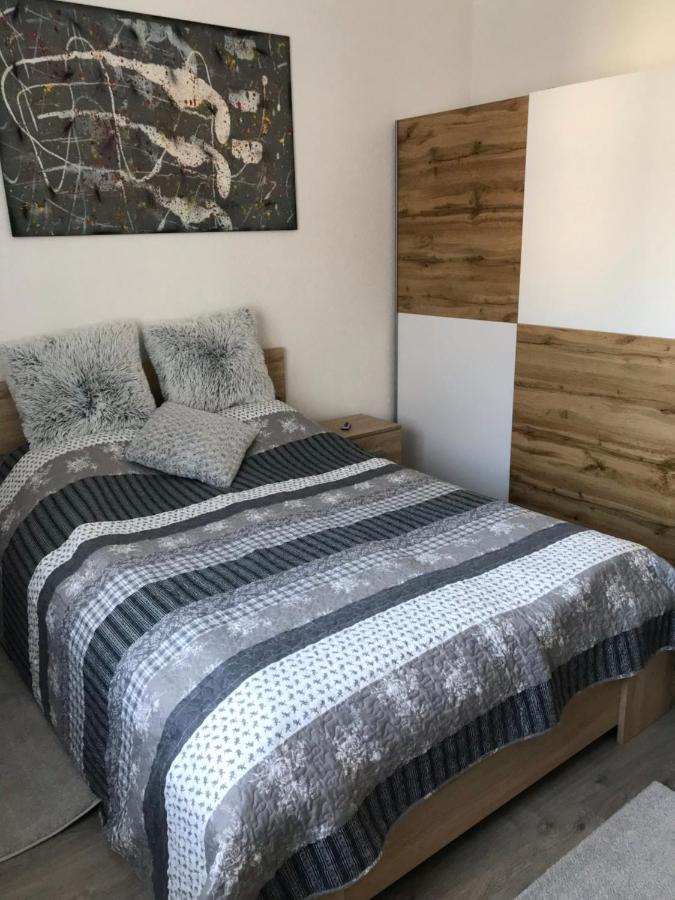 Mira Apartman Debrecen Luaran gambar