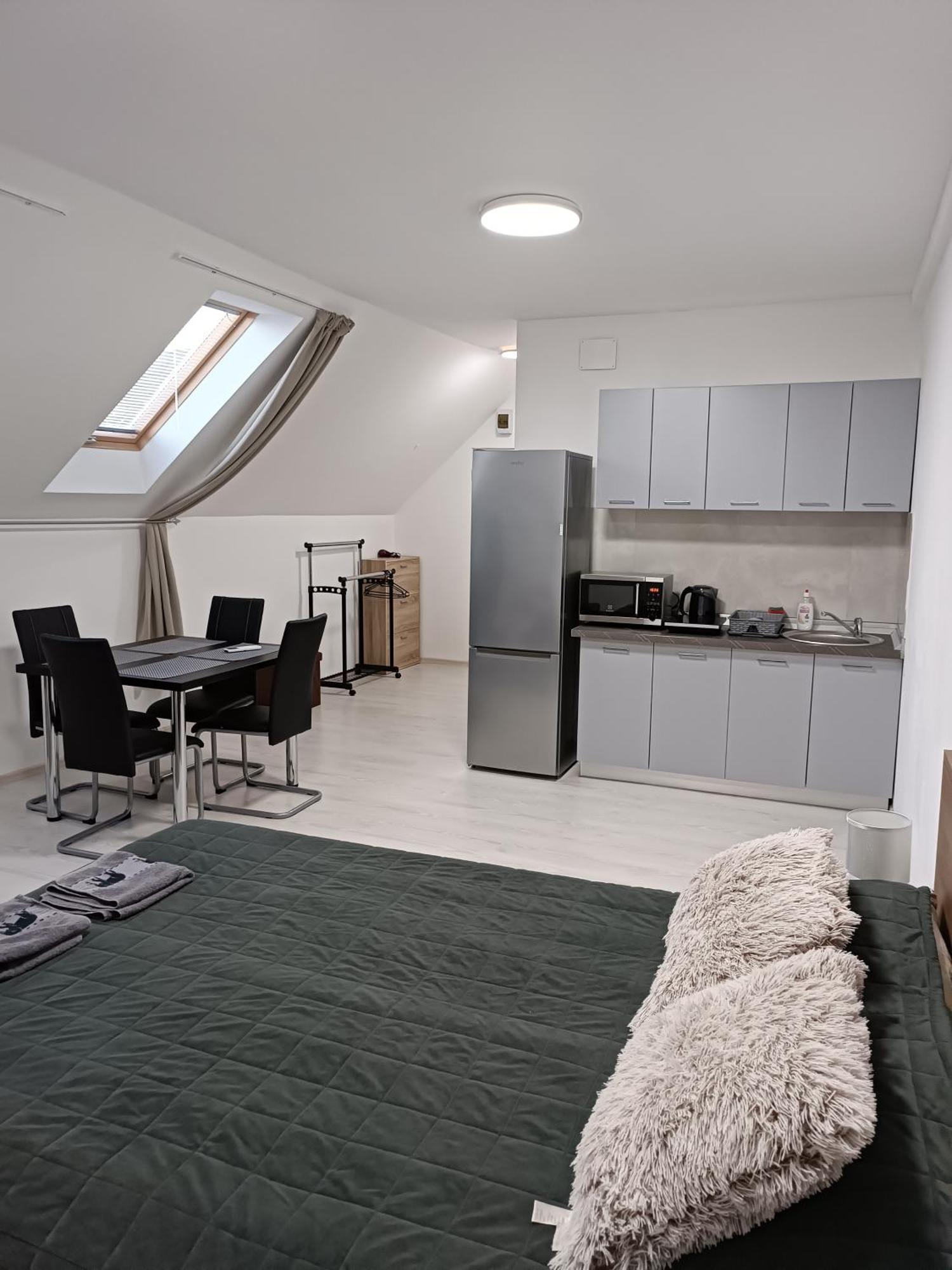Mira Apartman Debrecen Luaran gambar