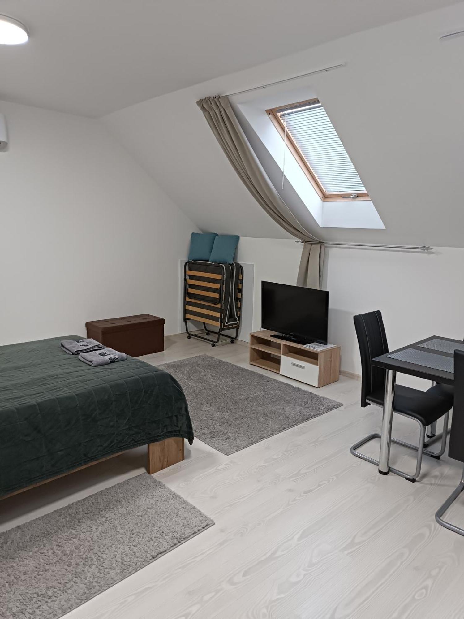 Mira Apartman Debrecen Luaran gambar