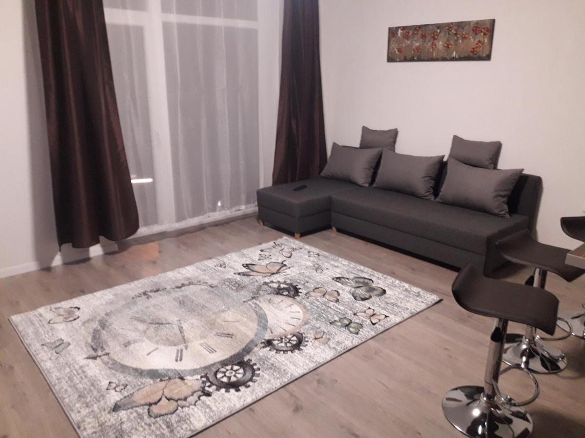 Mira Apartman Debrecen Luaran gambar